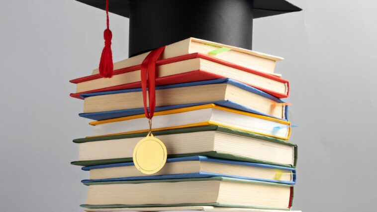 sholarships for college