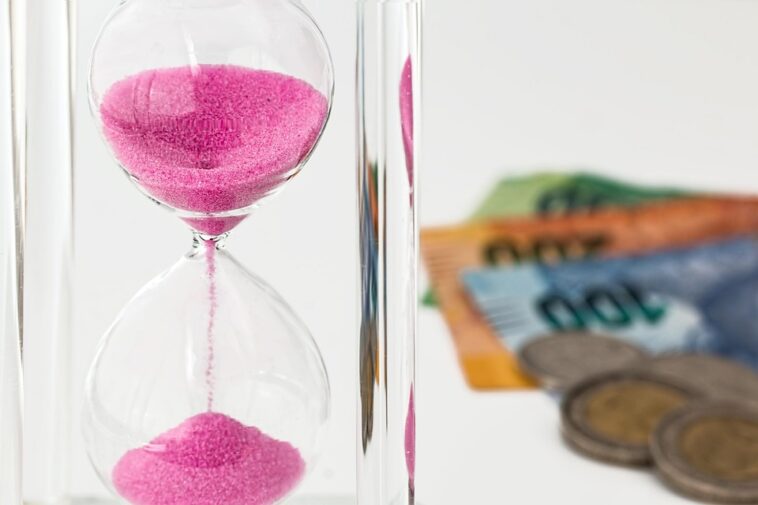 US Regional Banks Face Investor Scrutiny Amid Credit Concerns and Earnings Reports
