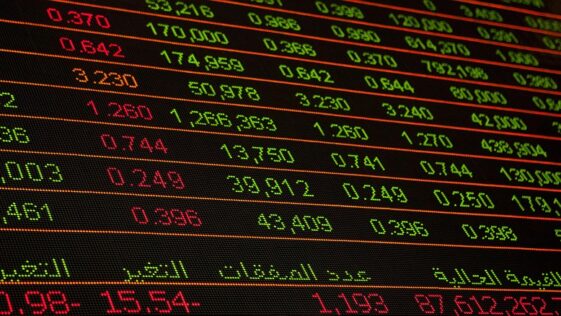 – The latest trade time is Friday, October 17, 17:15:00 PDT.